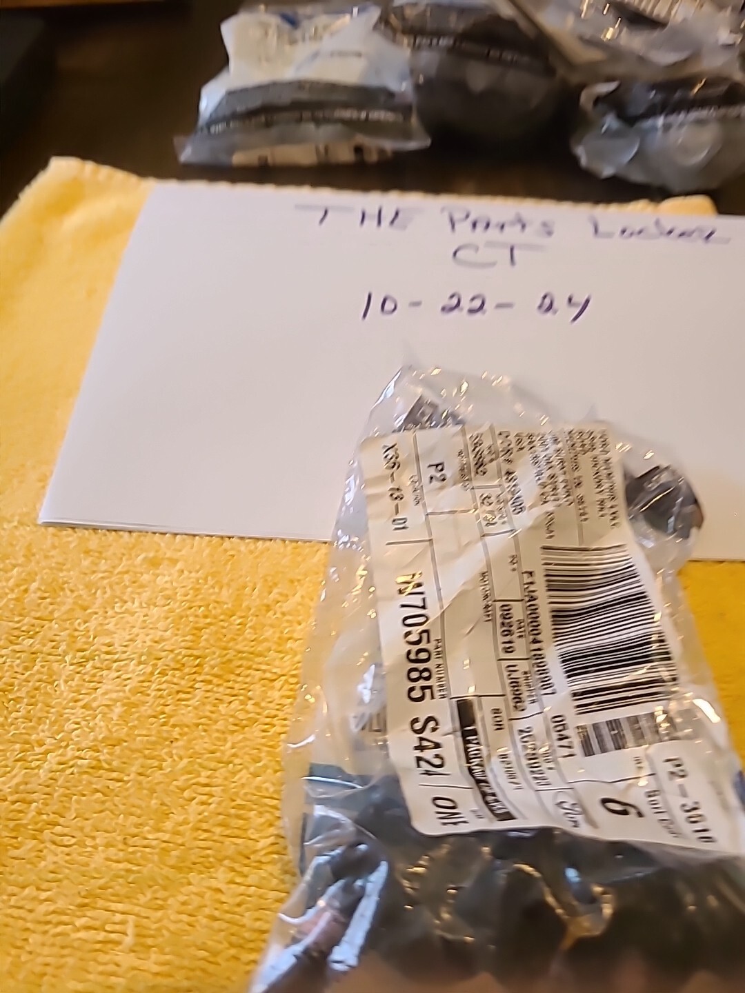 Genuine Ford Steering Wheel Bolt W705985-S424 - Image 3