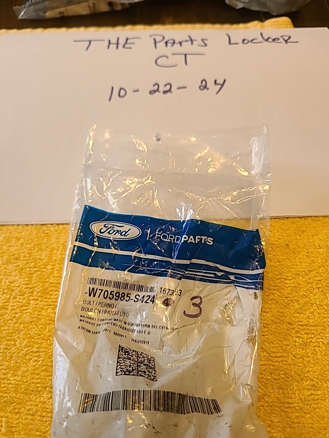 Genuine Ford Steering Wheel Bolt W705985-S424