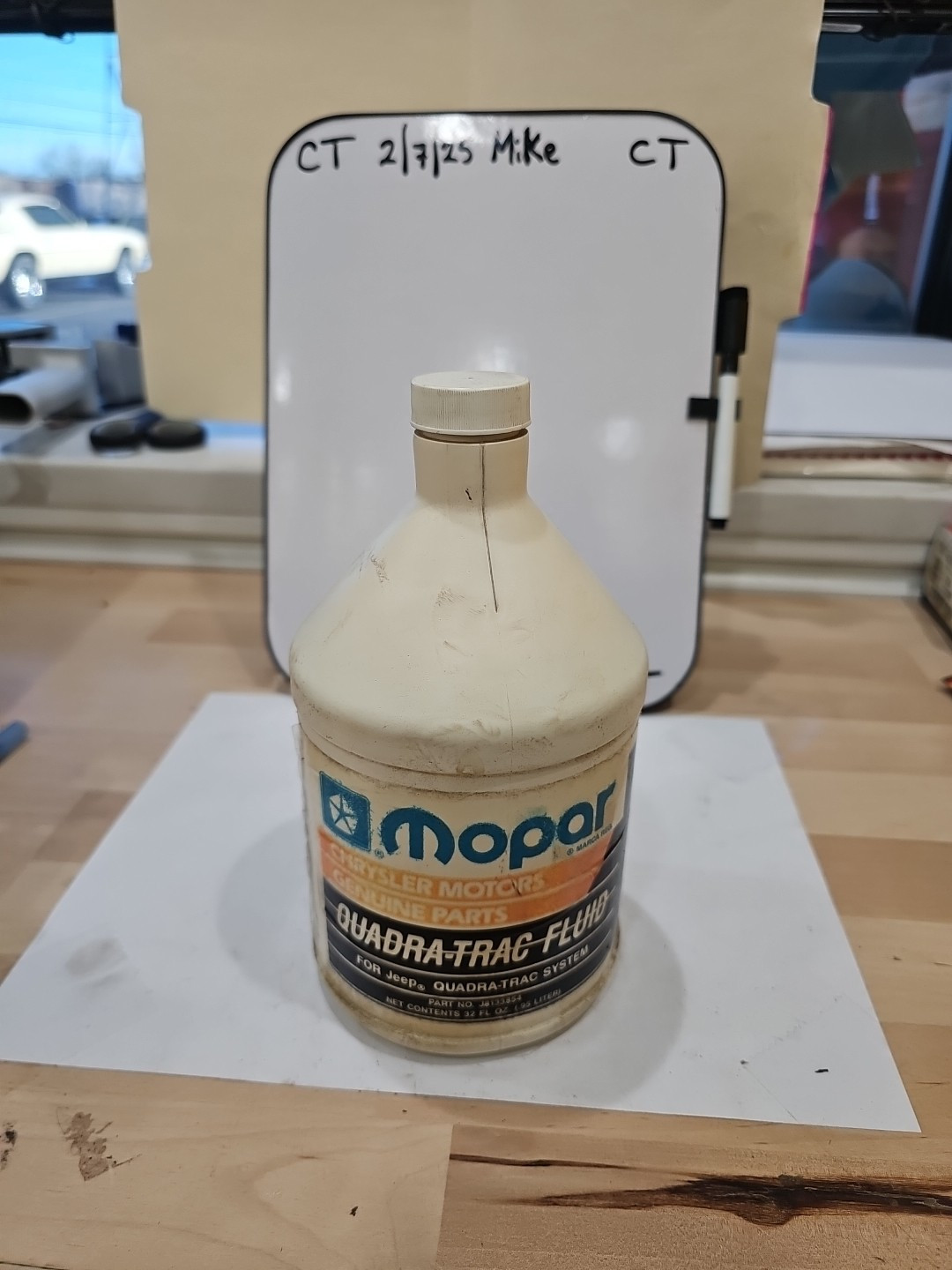 Genuine Mopar Quadra-Track Fluid For Jeep J8133854 32fl.oz.