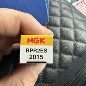 Genuine NGK BPR2ES (2015) Solid Spark Plug (1)