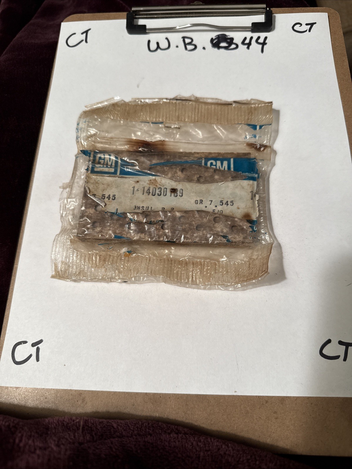 Gm Insulator 14030189 Nos OEM.