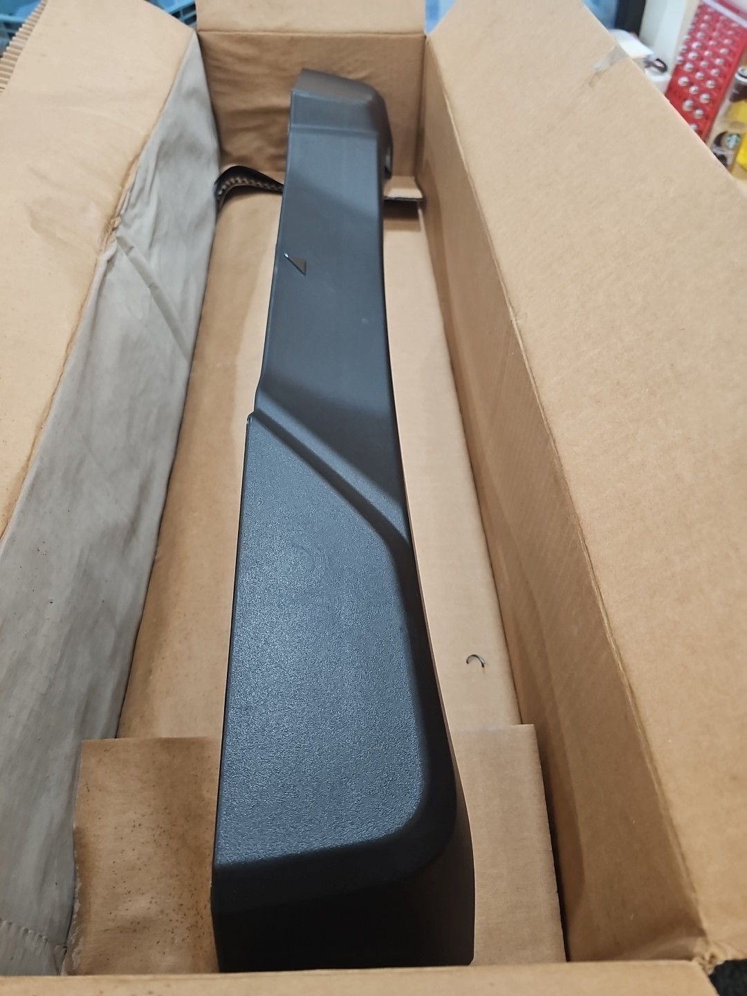 John Deere Cover, Hopper Backplate with Seal SKU: AM136728 - Image 3