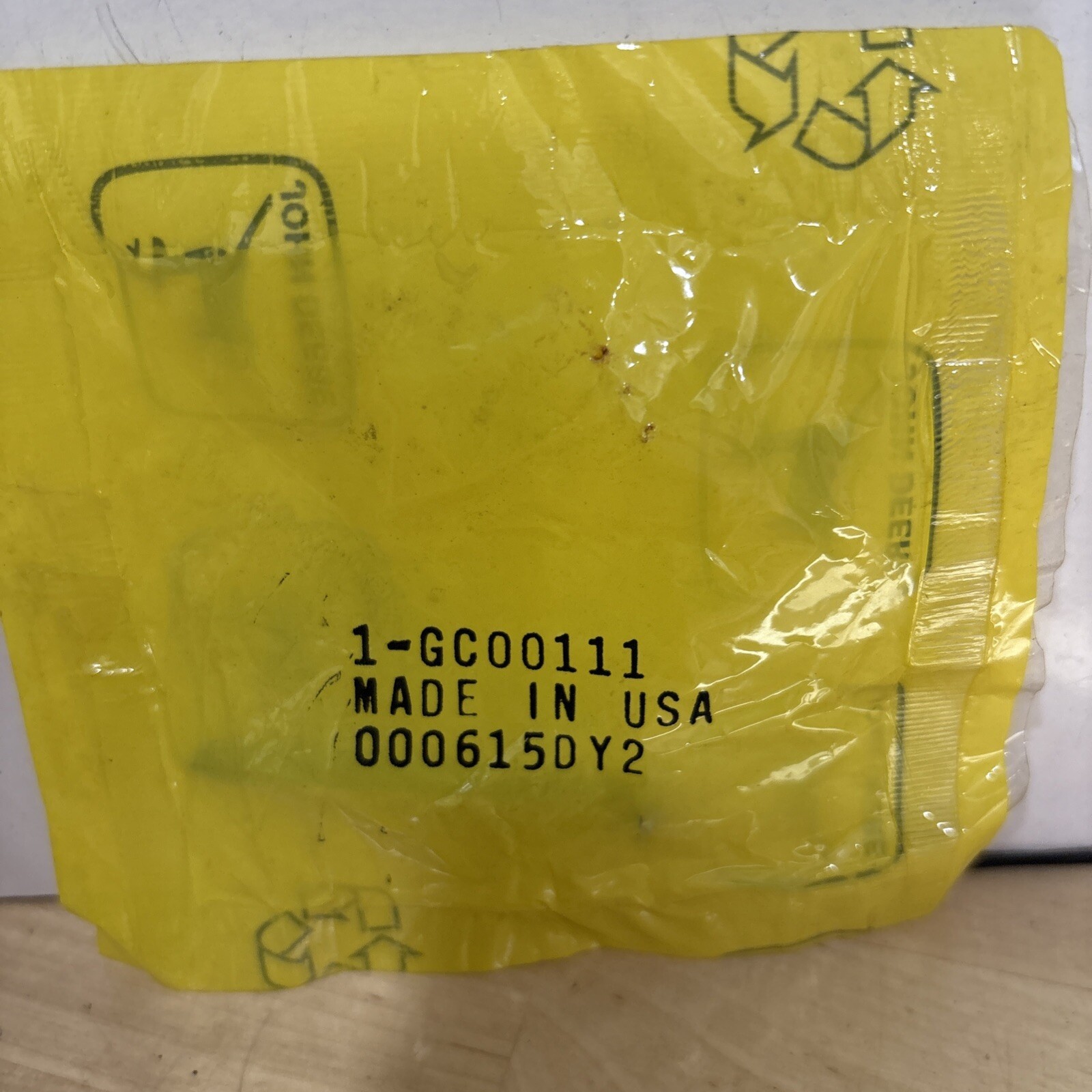 John Deere GC00111 Bolt - Image 3