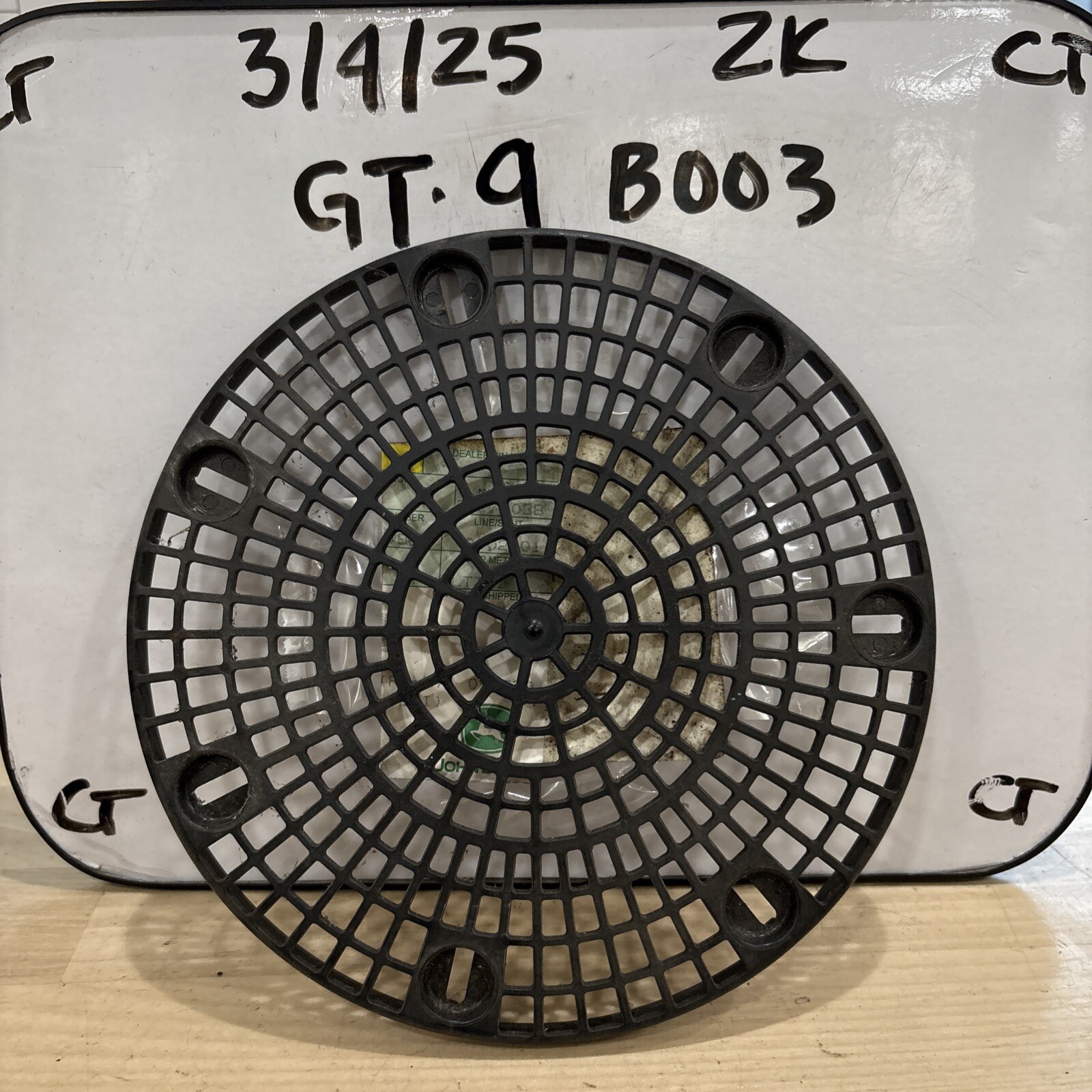 John Deere Lawn Tractor STX38 STX46 Plastic 7 hole Flywheel Screen M120418