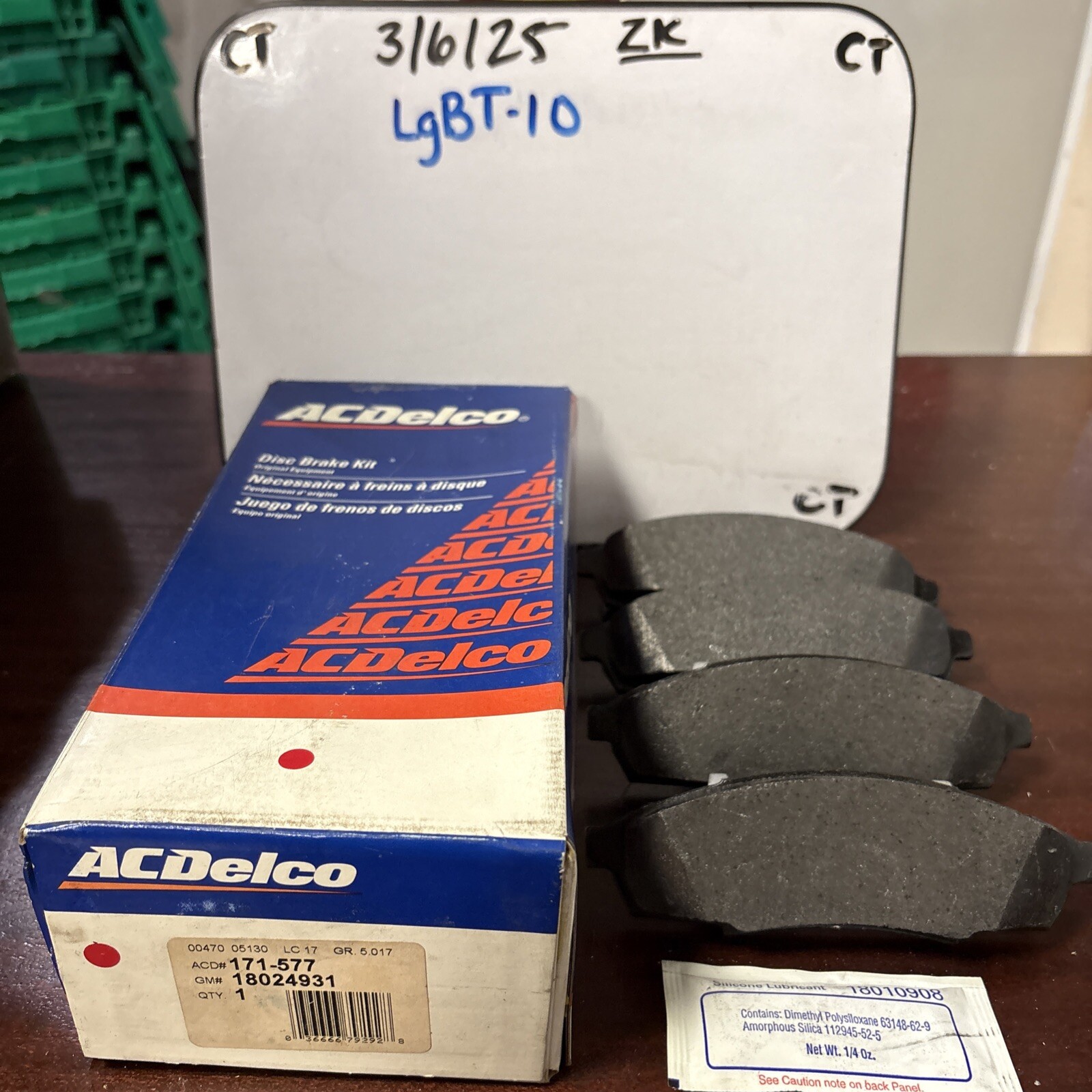 NEW AC Delco 171-577 Front Disc Brake Pad Kit GM 18024931