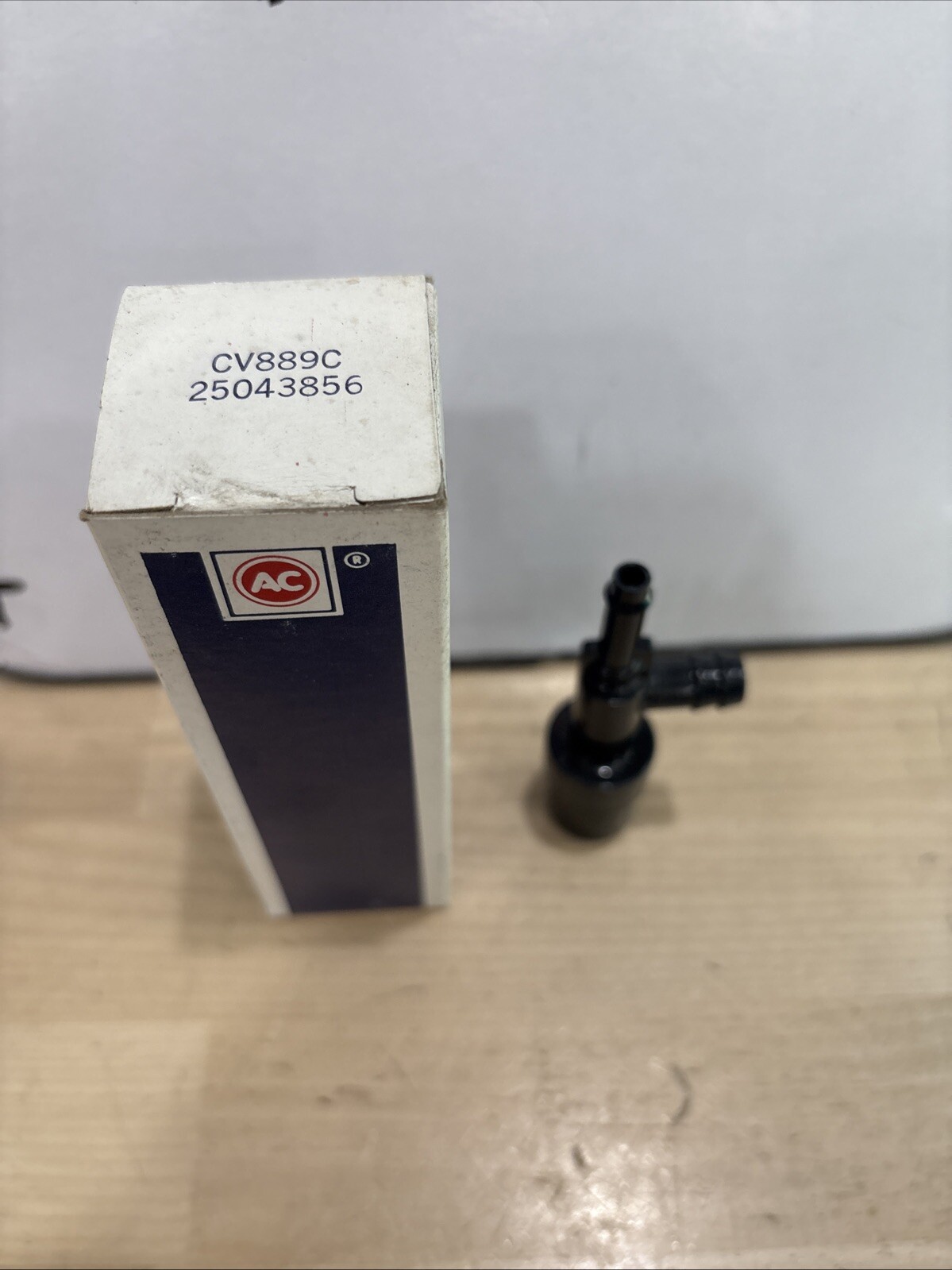 NOS ACDelco CV889C PCV VALVE GM 25043856 - Image 3