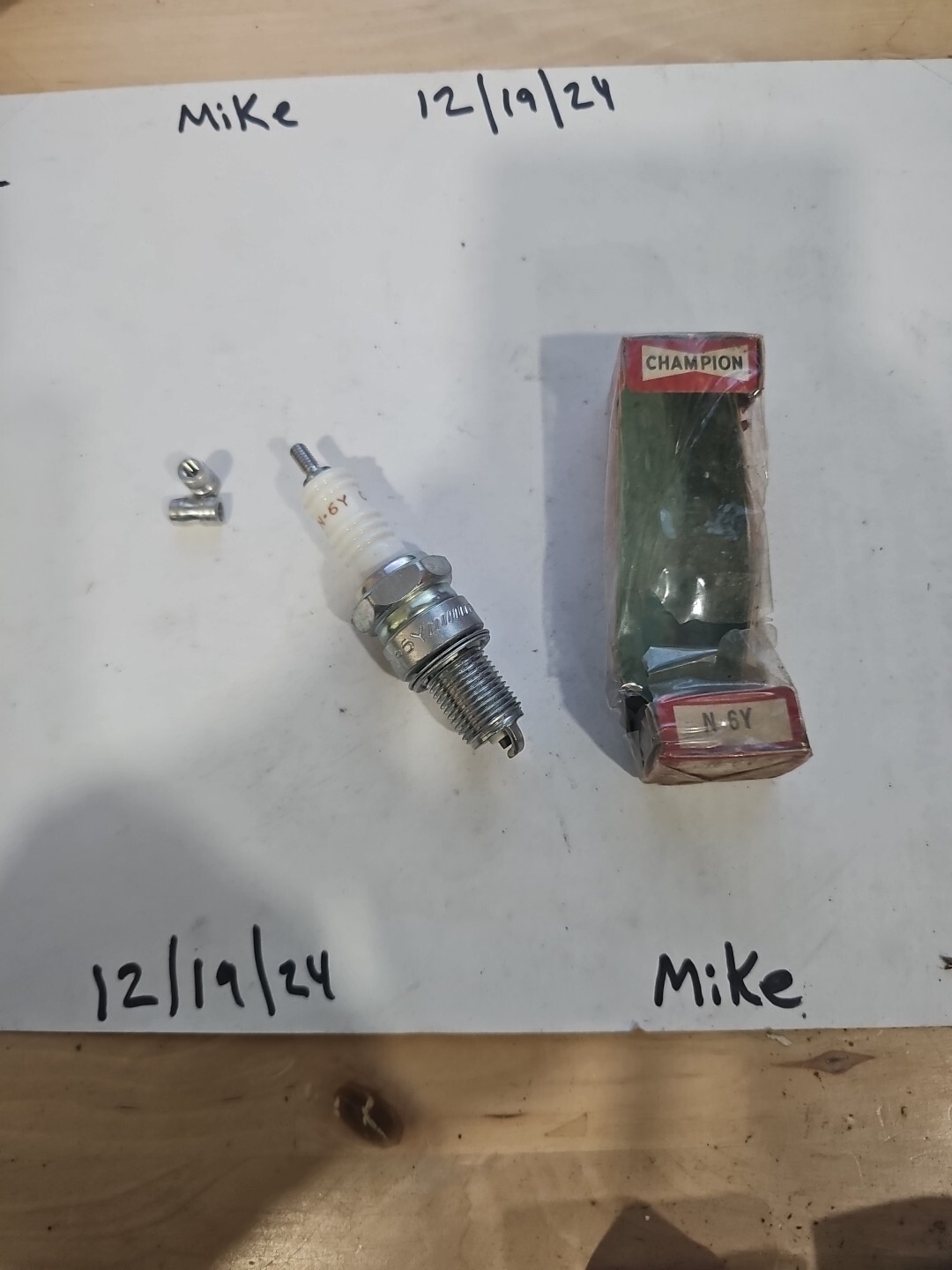 NOS Champion N-6Y Spark Plugs.Ferrari, Alfa Romeo, Audi, Porsche