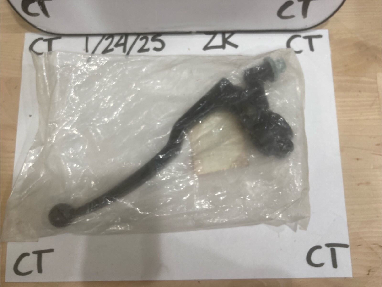 NOS Genuine Suzuki DR100 1982-1990 Clutch Lever Assembly 57500-38210 - Image 4