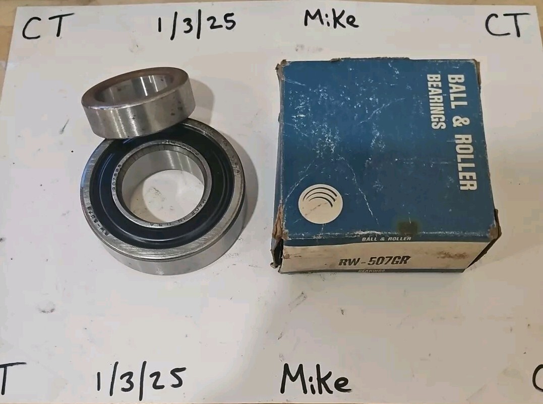 NOS Green / Bower/BCA RW-507GR BEARING - RW507G / 907828