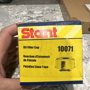 NOS STANT OIL FILLER CAP 10071