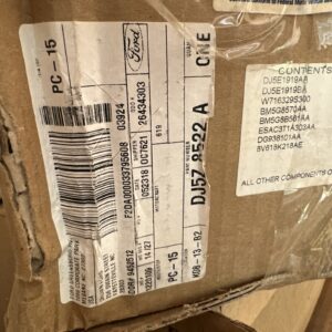 New Genuine Ford Kit DJ5Z8522A / DJ5Z-8522-A OEM Nos