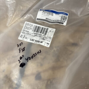 New Genuine Ford Moulding CJ5Z16268AB / CJ5Z-16268-AB OEM