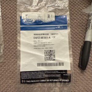 New OEM Ford DS7Z-9E583-A Fuel Pump Gasket NOS