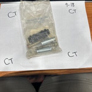 New OEM Ford F75Z-2C150-AA Brake Caliper Guide Pin & Bolt Kit NOS Missing 1 Boot