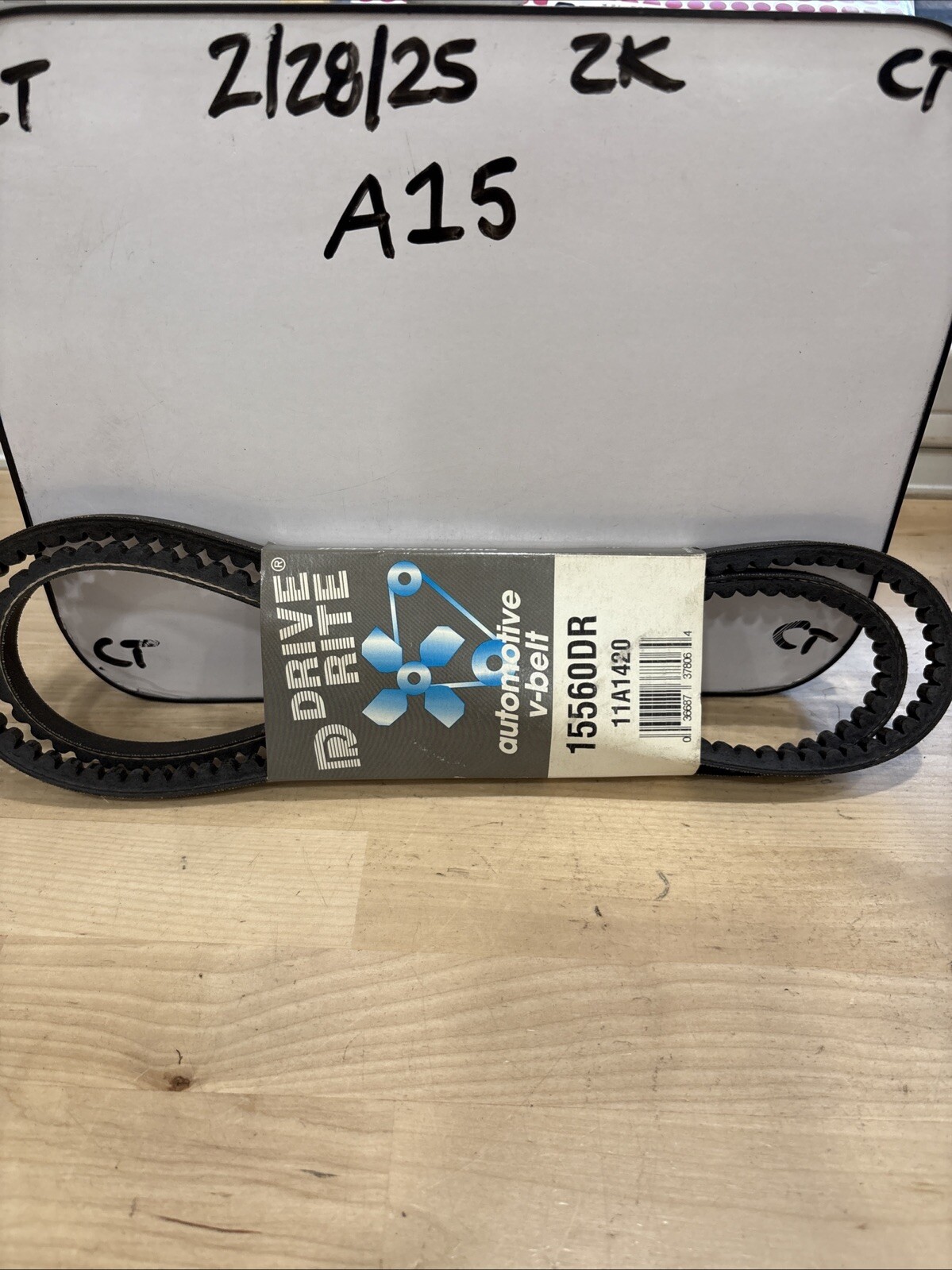 OEM Dayco Drive Rite 15560DR 11A1420 Premium Utility V-belt