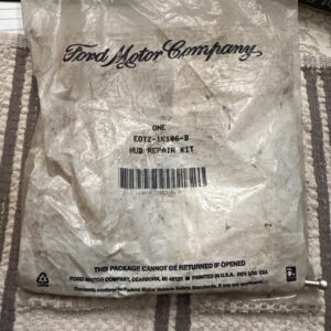 OEM FORD NOS FRONT HUB REPAIR KIT EOTZ-1K106-B  DOES NOT COME WITH HUB  SCREWS