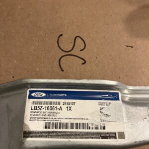 OEM NEW Ford Explorer 2020-2023 Driver Side Fender Insulator LB5Z-16061-A