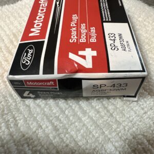 QTY 4 Genuine OEM Ford Motorcraft SP433 Platinum Spark Plugs AGSF32WM F+S!
