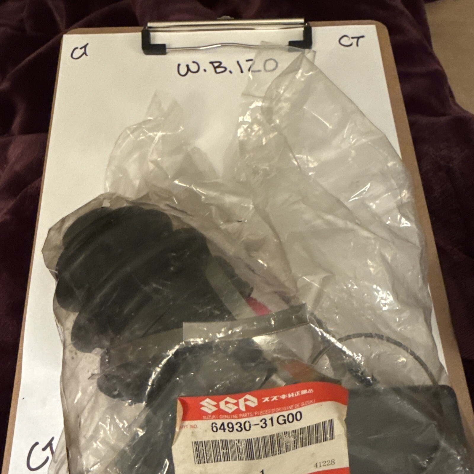 SUZUKI -64930-31G00- OUTER BOOT SET -OEM- N.O.S - Image 4