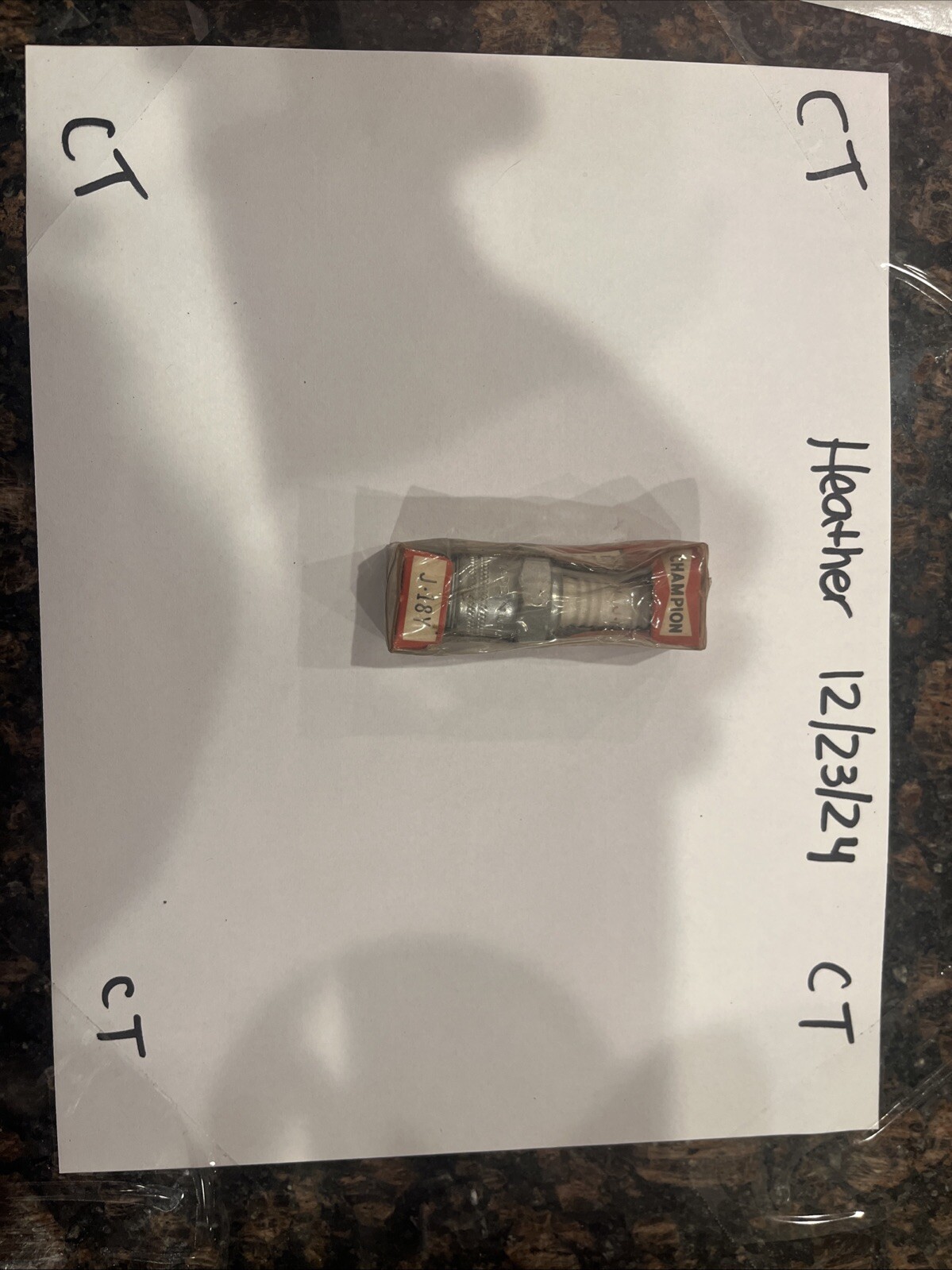 Spark Plug. Champion Spark Plug # J18Y. NEW