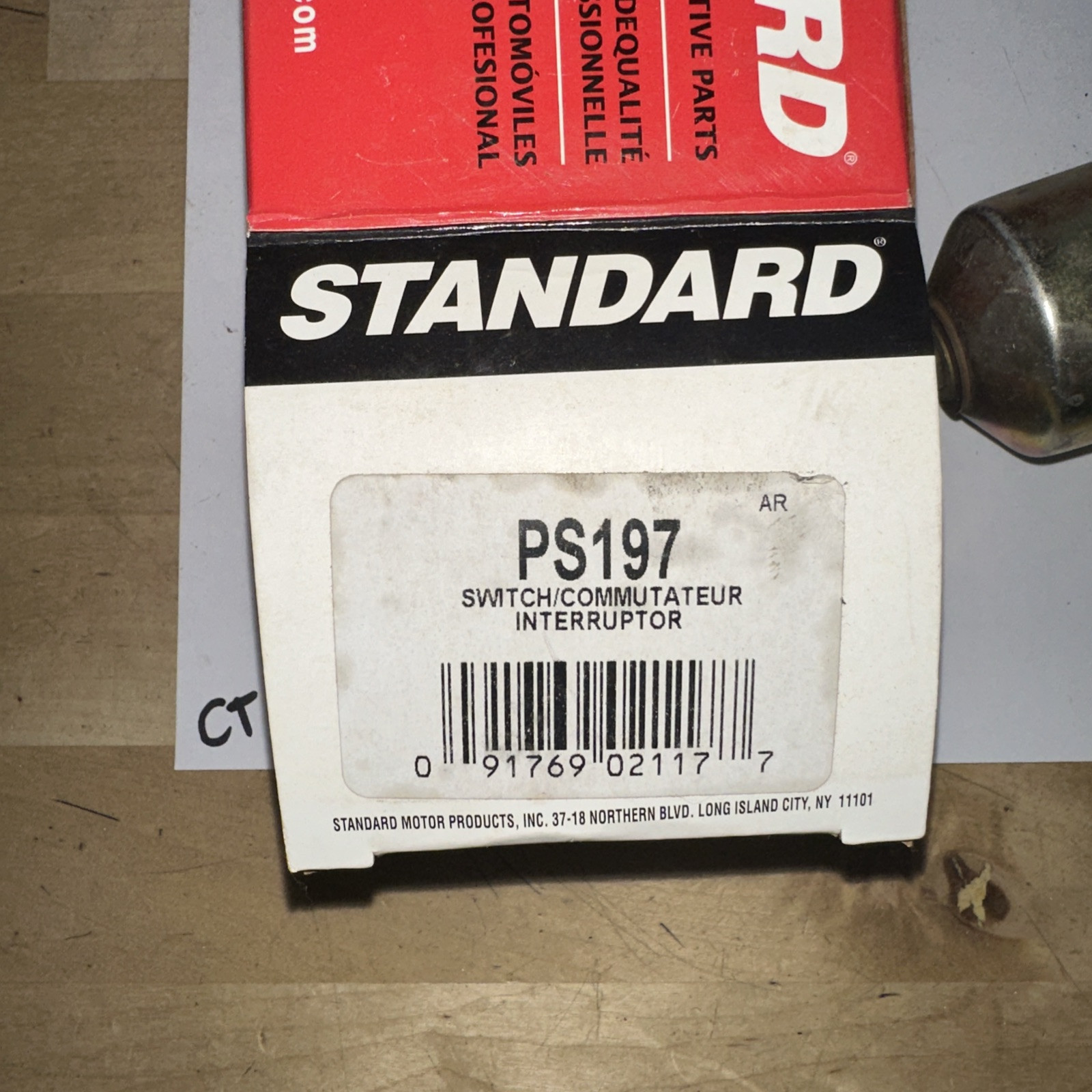 Standard Motor Products PS197 Oil Pressure Sender or Switch For Gauge - Image 3