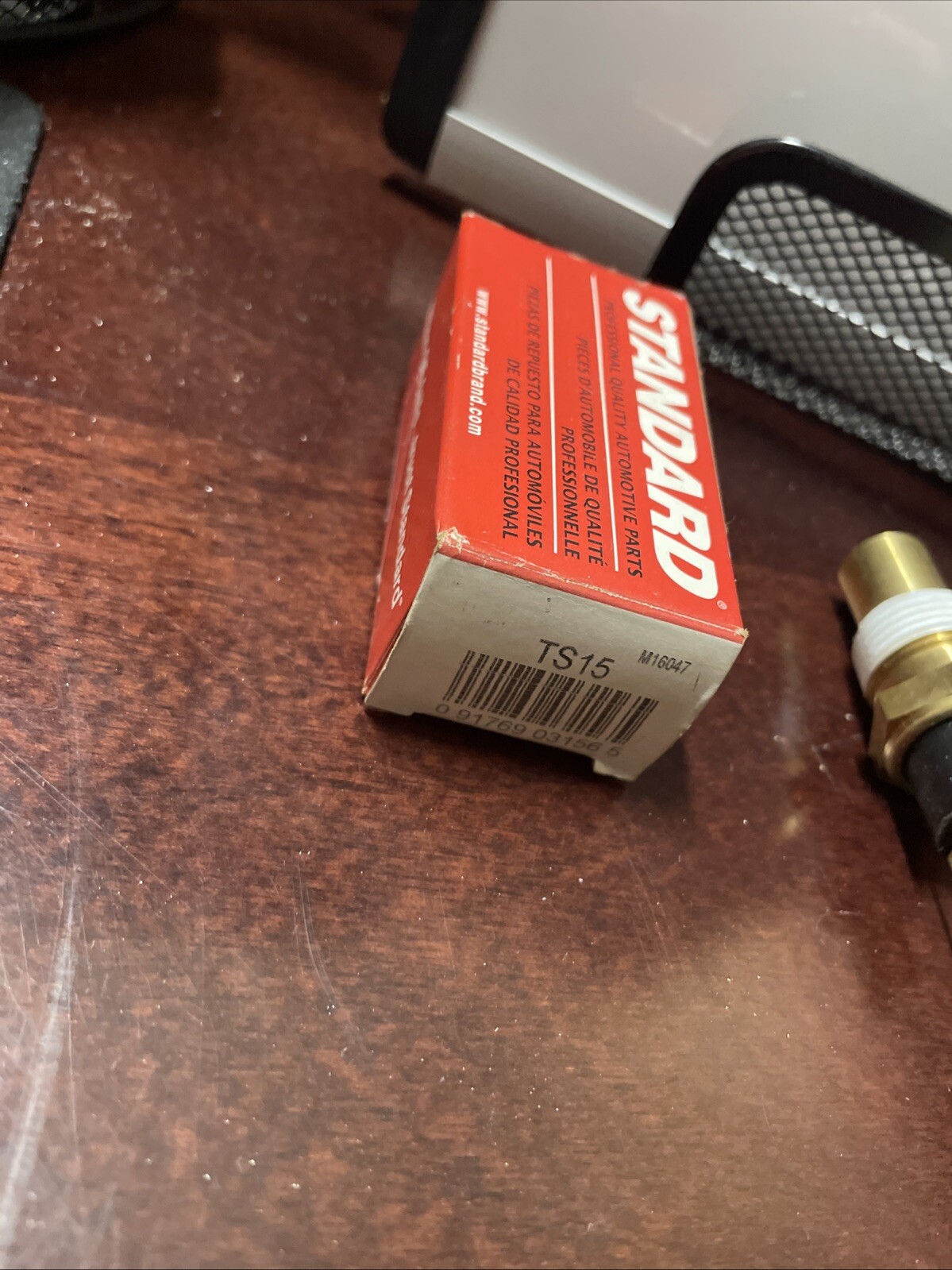 Standard Motor Products TS15 Temp Sender/Sensor - Image 4