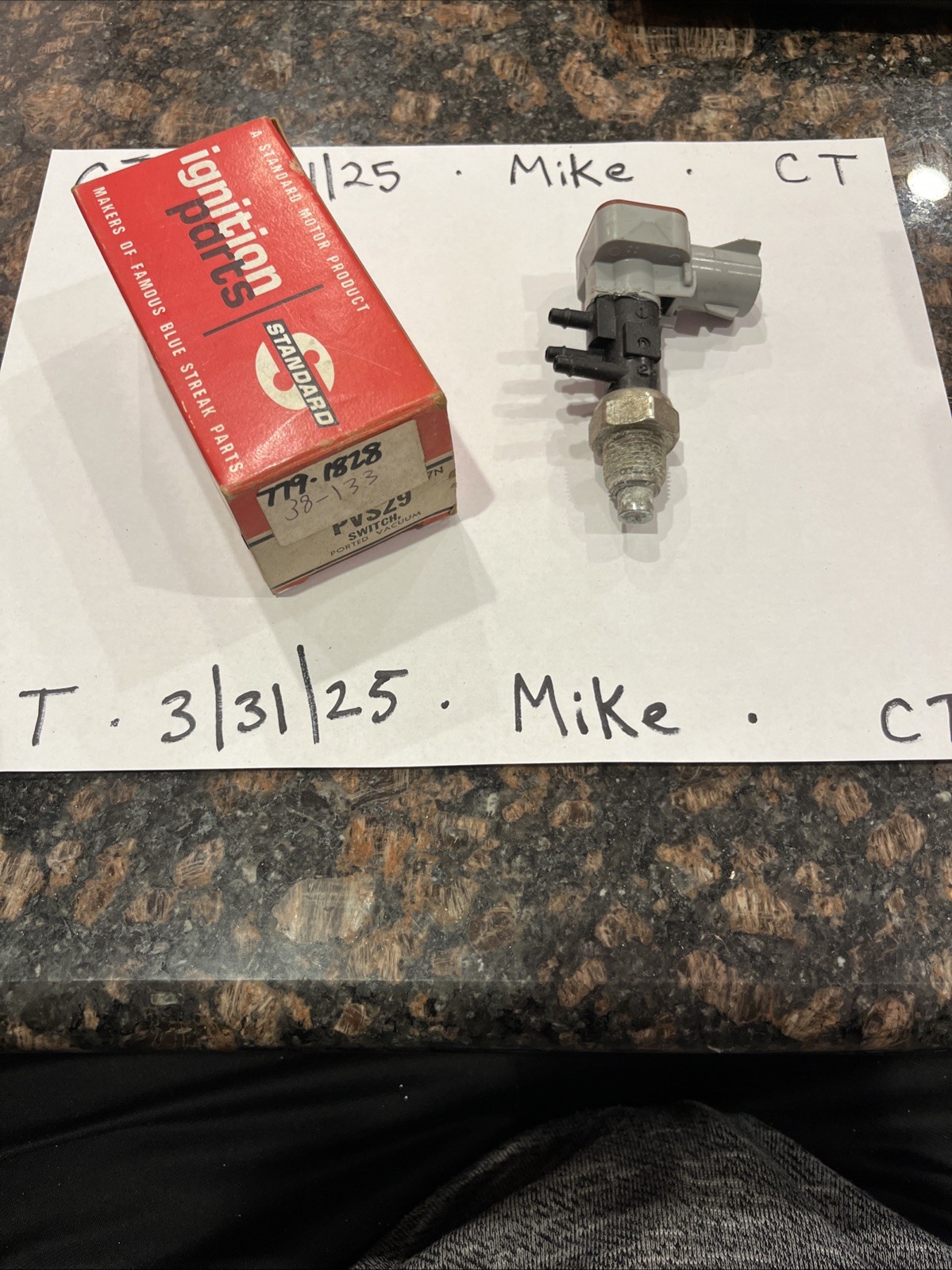 Standard PVS29 Ported Vacuum Switch - Image 3