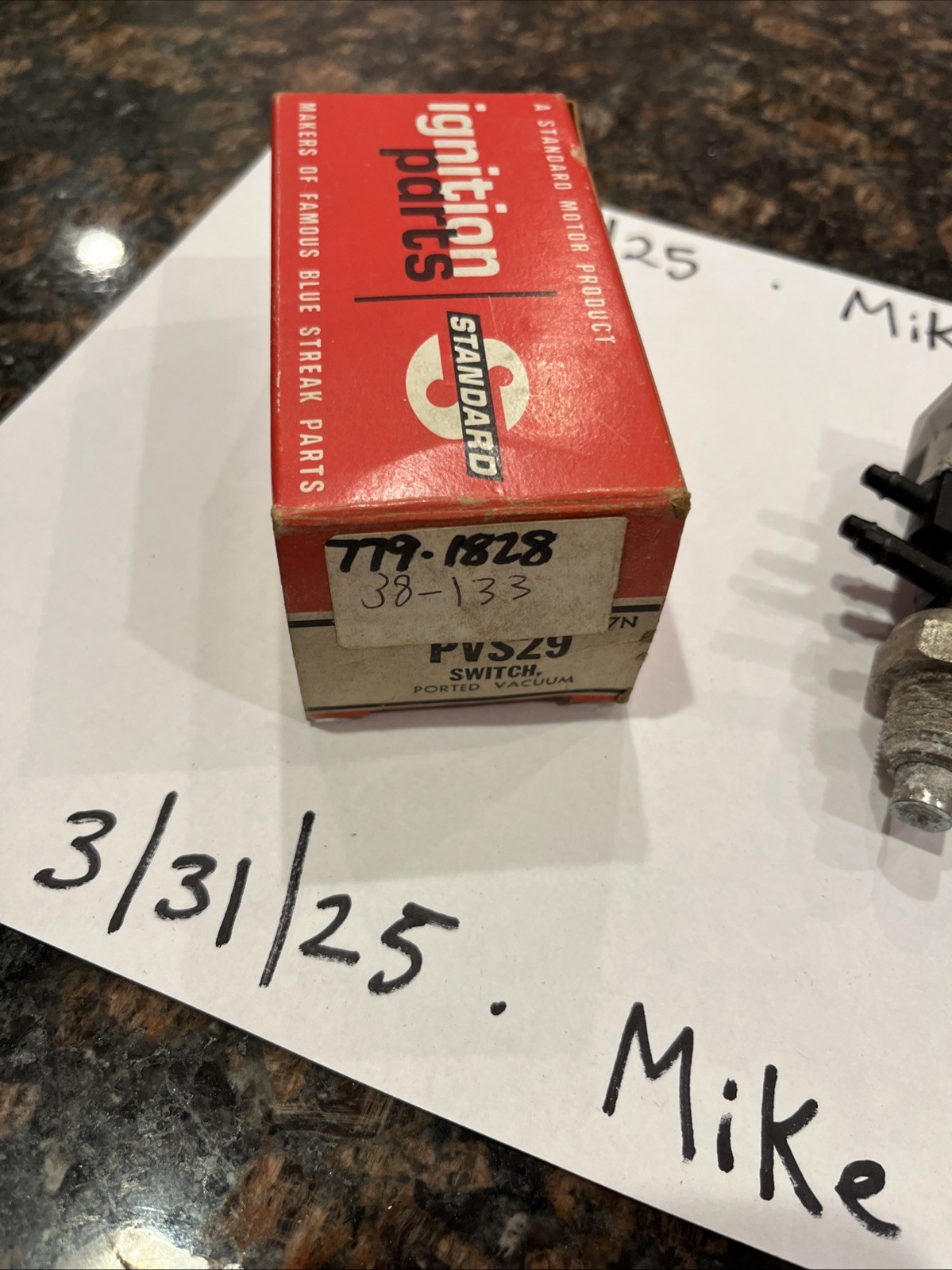 Standard PVS29 Ported Vacuum Switch - Image 4