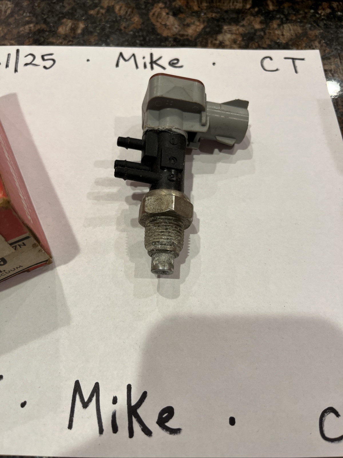 Standard PVS29 Ported Vacuum Switch - Image 5