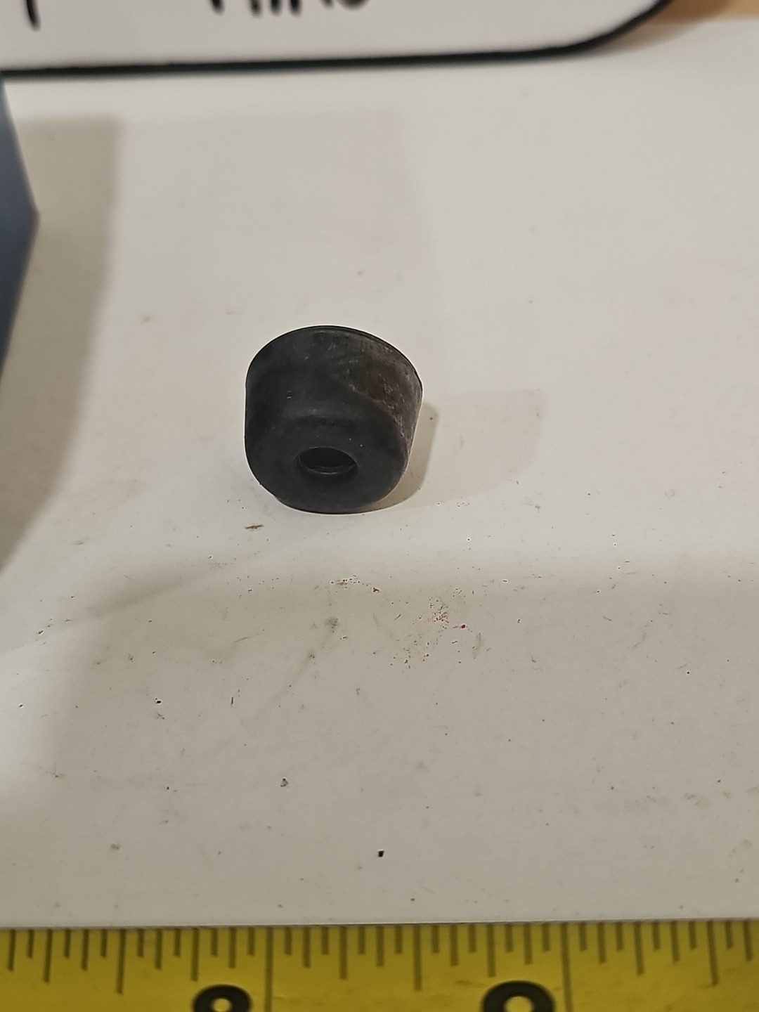 TRW VP43 Valve Stem Oil Seals VP-43 *Sold Individually - Image 4