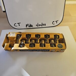 Vintage NOS (1 Box Of 9 Bulbs) Interior GE Lamp Bulbs No. 210 6 Volt