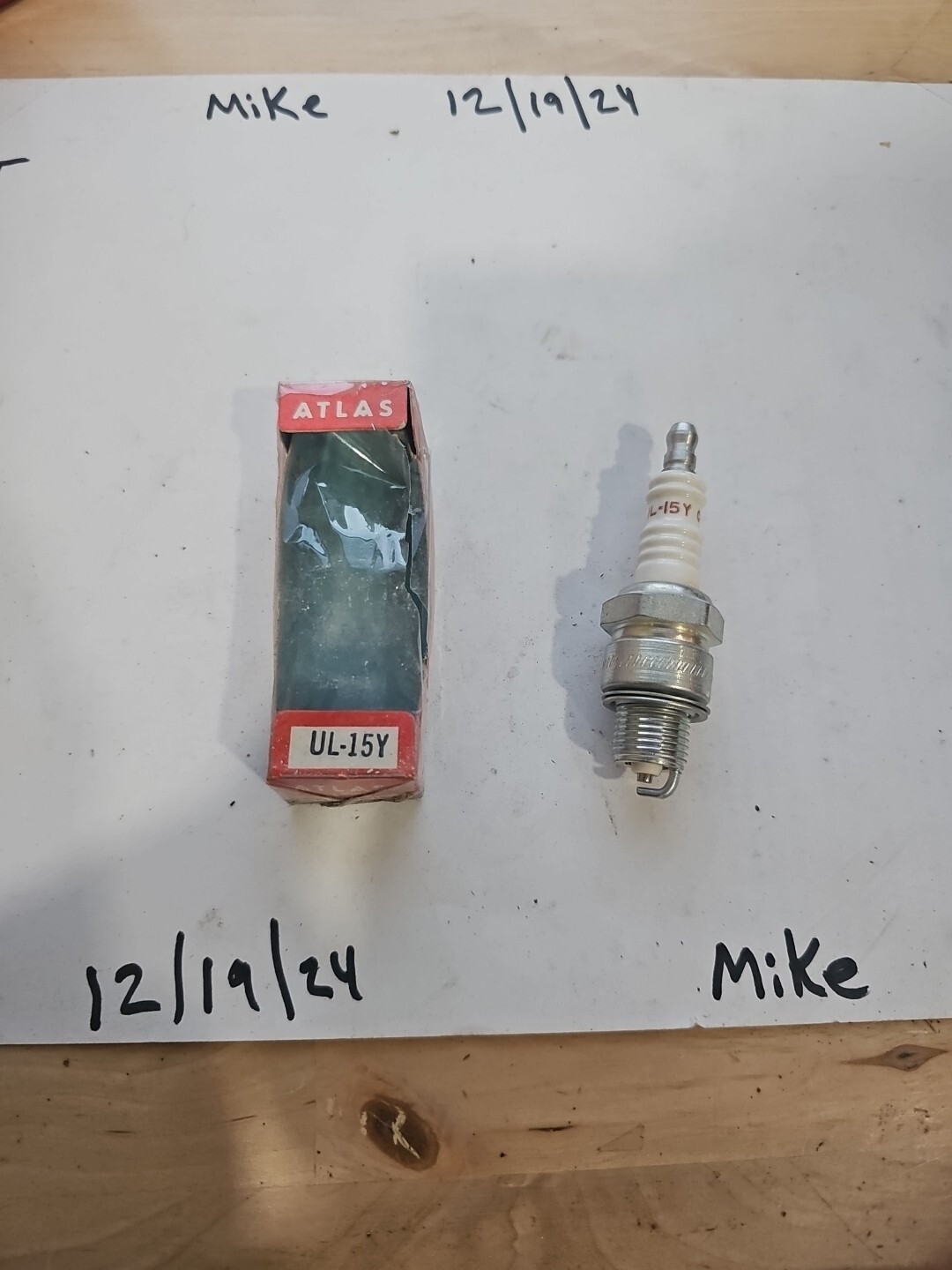 Vintage NOS Genuine Champion Spark Plug - UL-15Y - Image 4