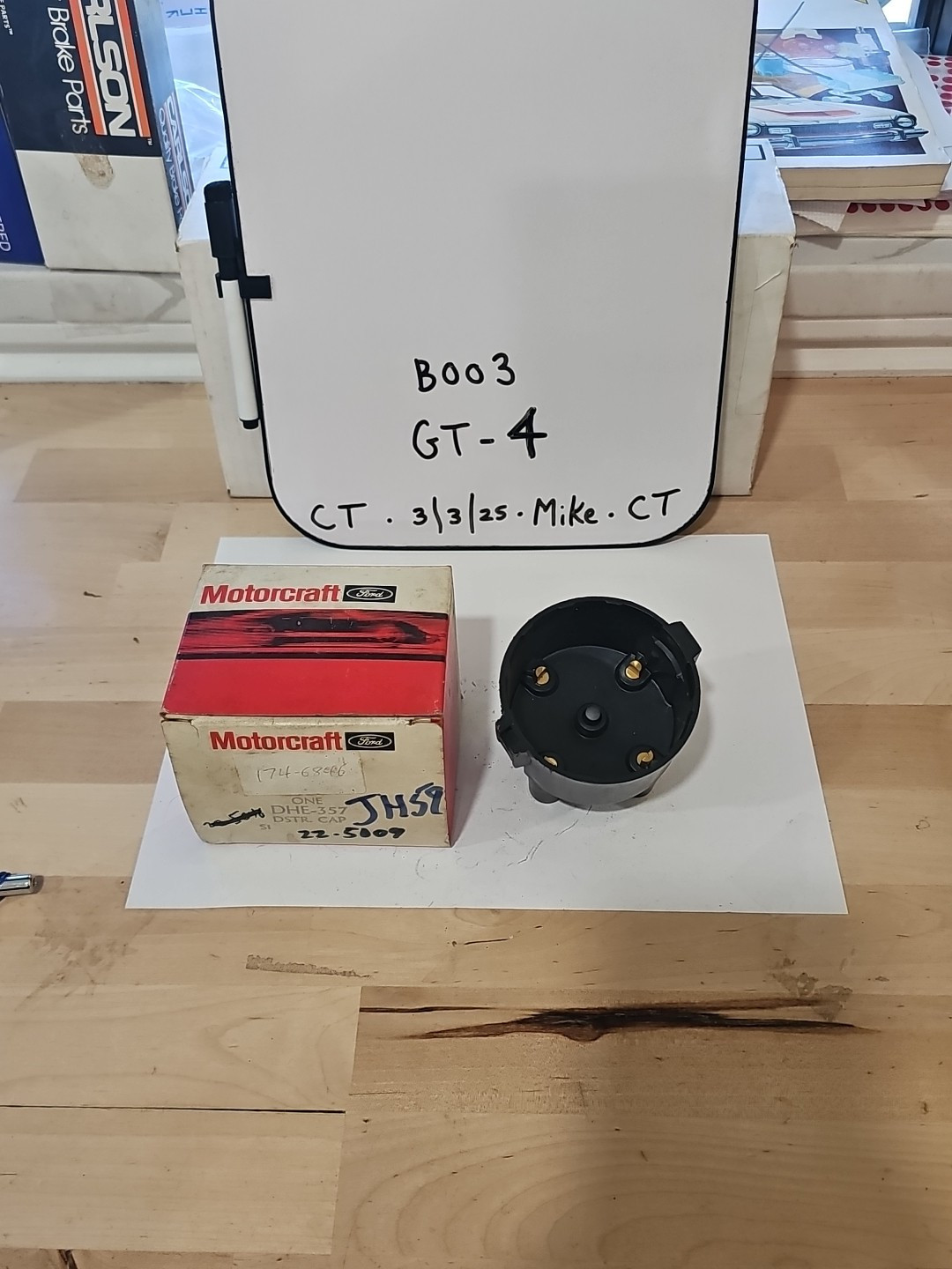 Vintage NOS Motorcraft DHE-357 Distributor Cap (174-6846, 22-5009, JH59) - Image 3