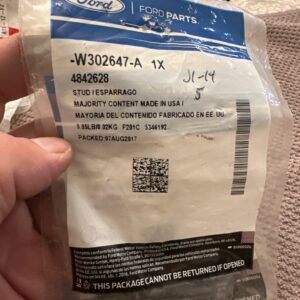 W302647A - STUD - Ford