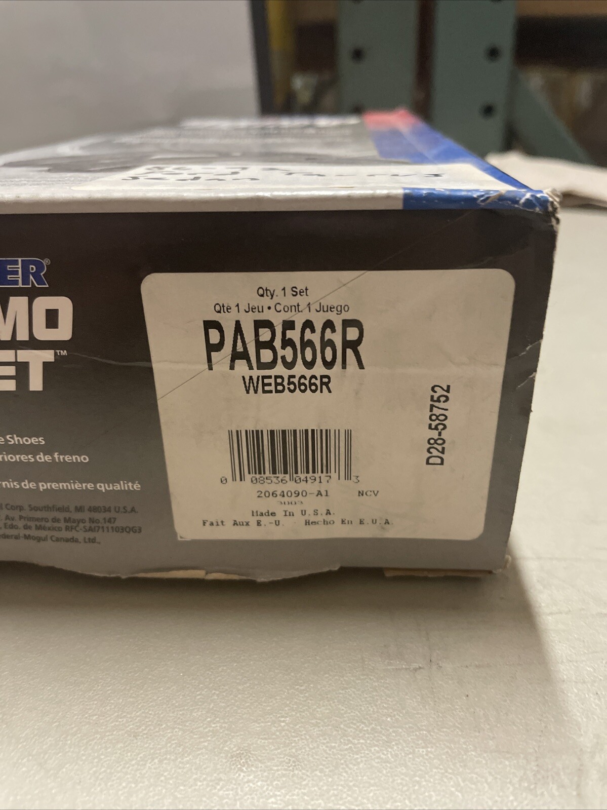Wagner Thermo Quiet PAB566R Rear Drum Brake Shoes - Image 3