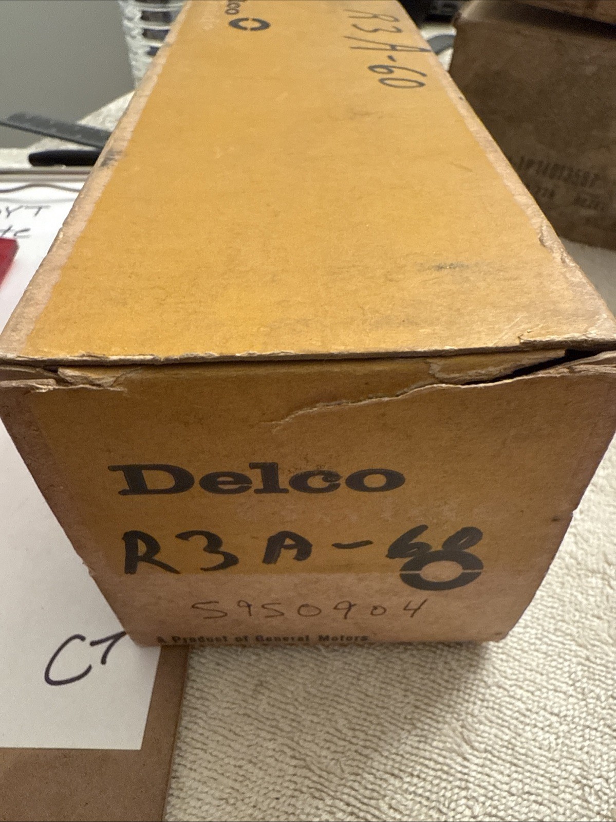 1960 OLDSMOBILE RH TAILLIGHT LENS 1 GUIDE 5950904