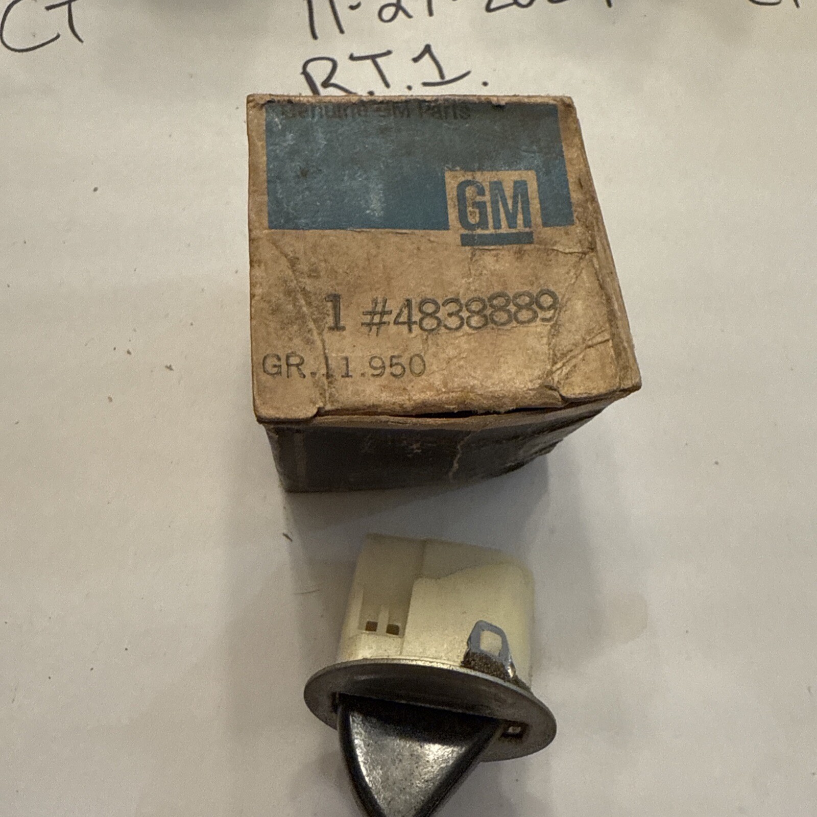 1961-1962 Oldsmobile 88 98 1NOS GM Rear Door Jamb Light Switch # 4838889 - Image 3