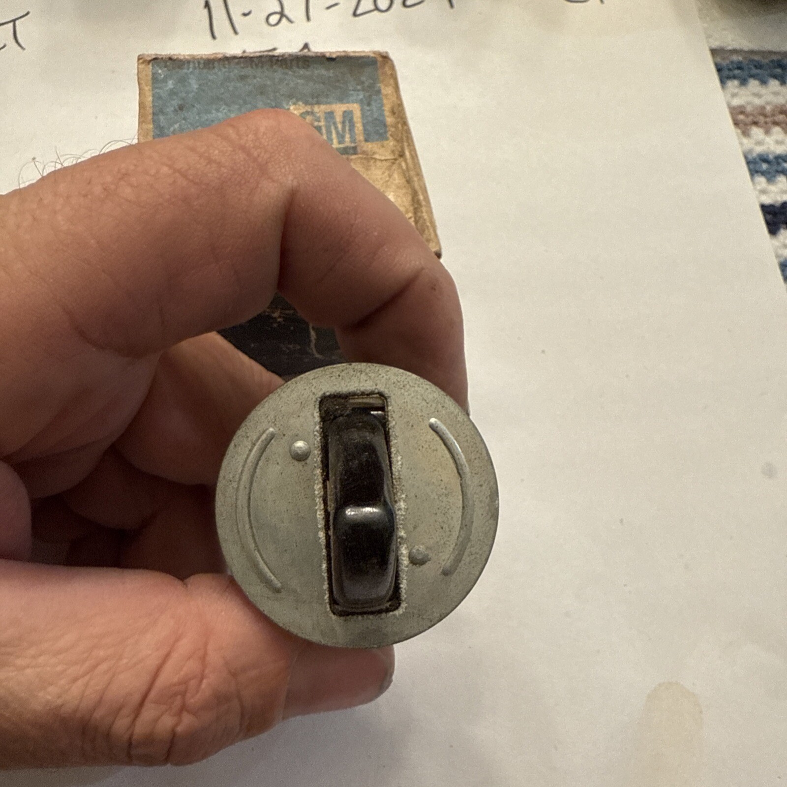 1961-1962 Oldsmobile 88 98 1NOS GM Rear Door Jamb Light Switch # 4838889 - Image 4