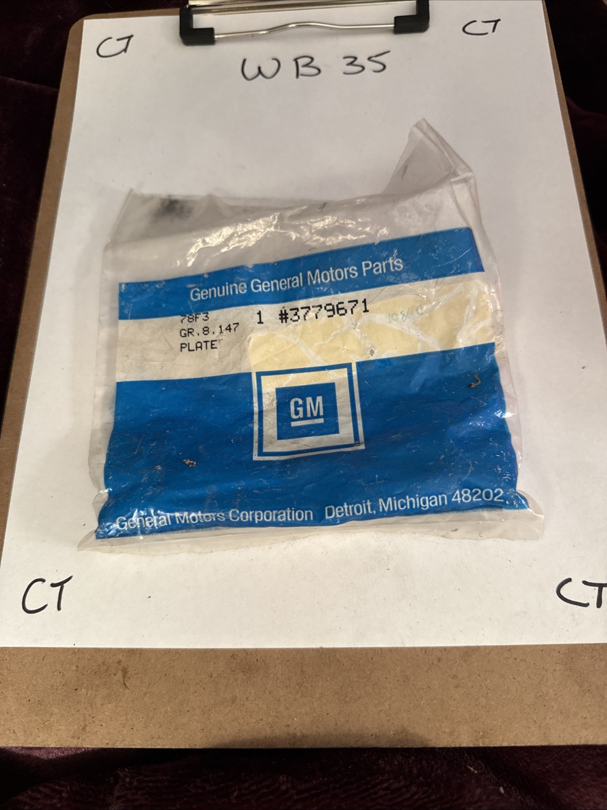 1961 Corvette NOS Genuine GM 3779671 Trim Plate Front Fender Emblem - Image 4