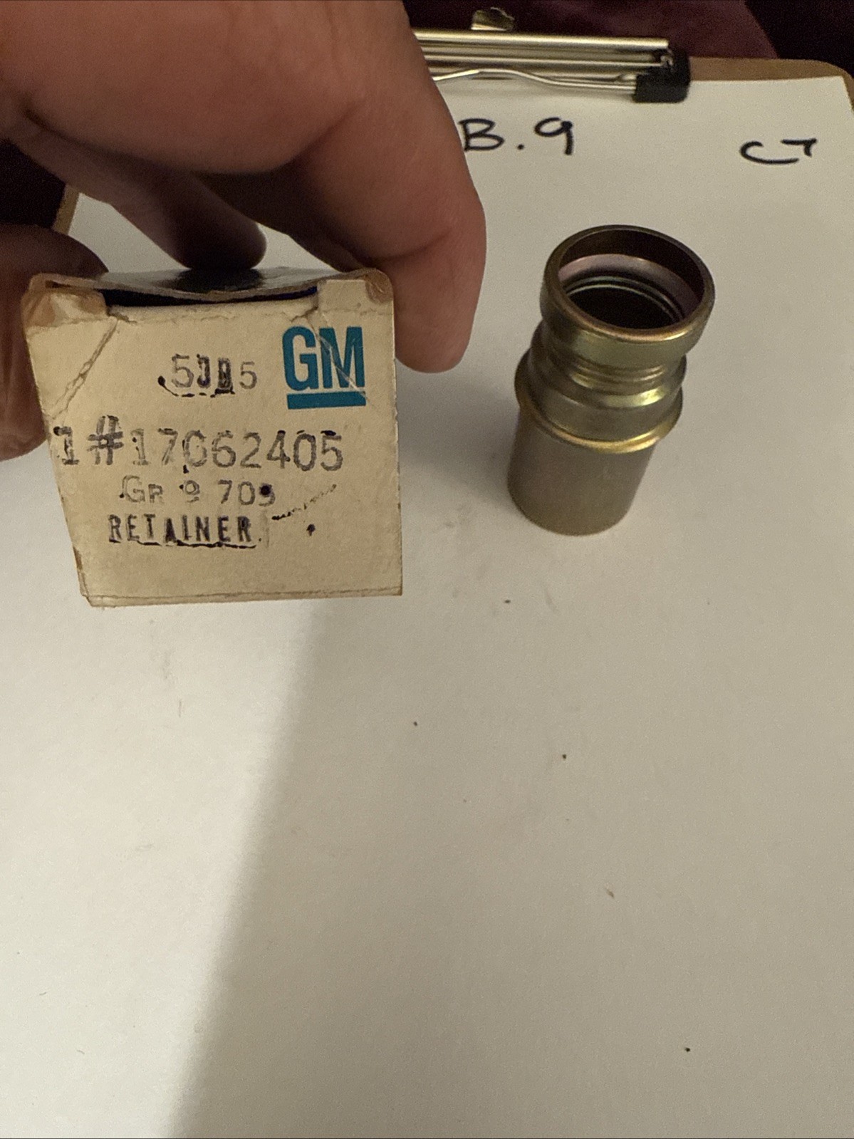 84 Corvette 1982-1985 Toronado Riviera NOS lighter retainer 17062405 Genuine GM - Image 3