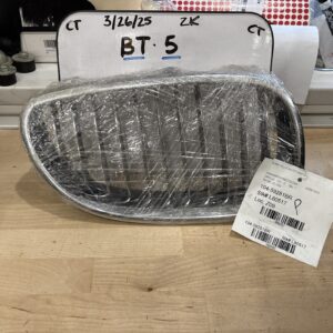 BMW 104-59281BR 535xi 08-10 Right Front RF RH Passenger Bumper Grille