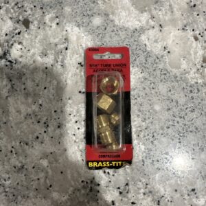 Brass-tote 43004 5/16 Tube Union
