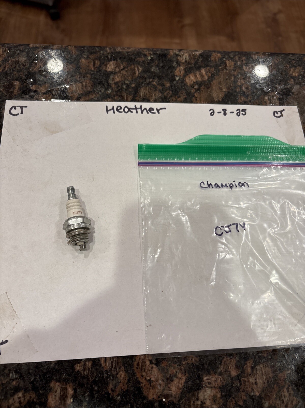 Champion 853-1 Small Engine Spark Plug CJ7Y, 853 - Image 3