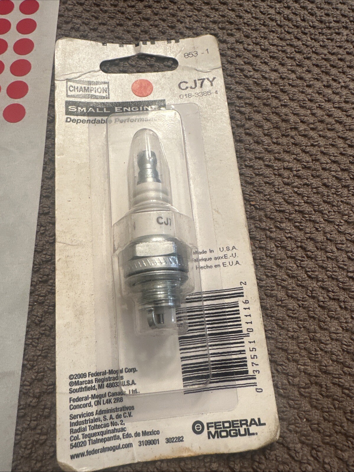 Champion 853-1 Small Engine Spark Plug CJ7Y, 853 - Image 4