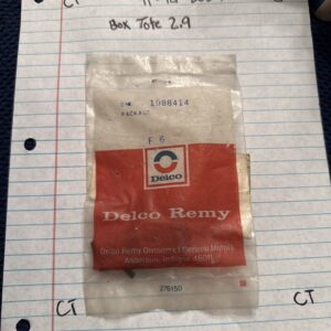 DELCO Remy 1988414 Insulated Brush Holder 8-32 Threads Fits 10MT, 20MT, 25MT