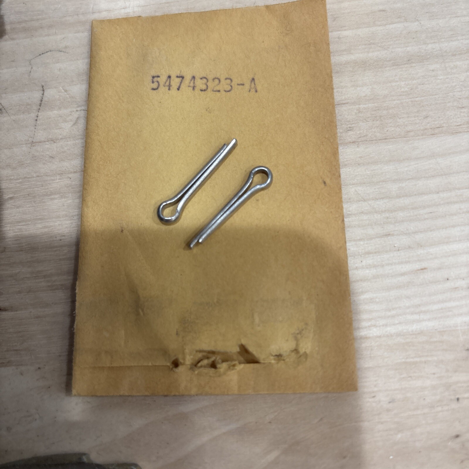 Delco 4 Piston Front Disc Brake Pads 5470879 67-8 Camaro Firebird Nova Chevelle - Image 5