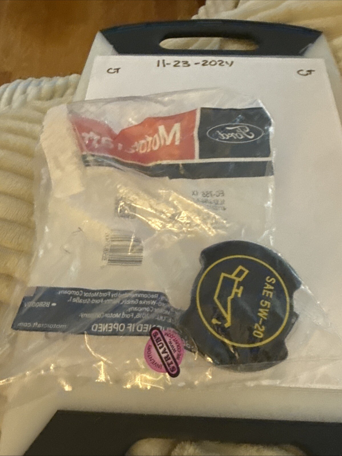 Engine Oil Filler Cap Motorcraft EC-755 - Image 4