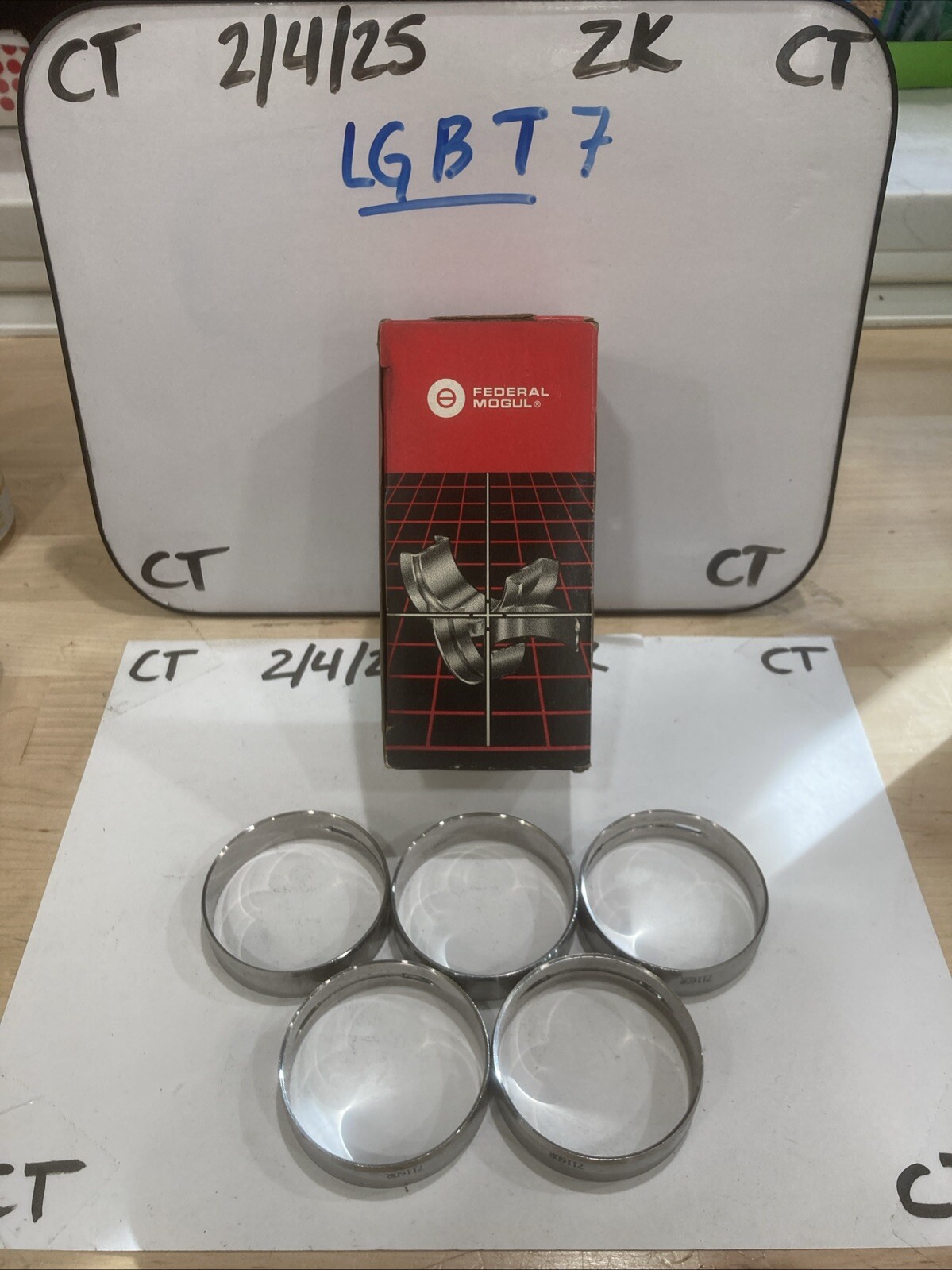 Federal Mogul Cam Shaft Bearing Set 2104M