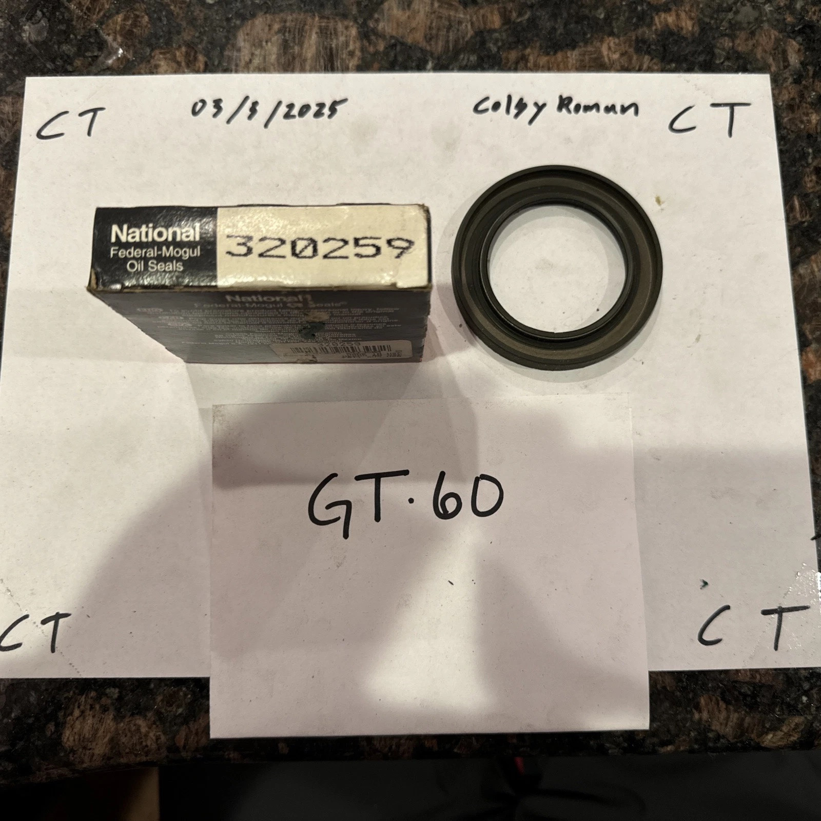 Federal Mogul oil seal 320259 - Image 4