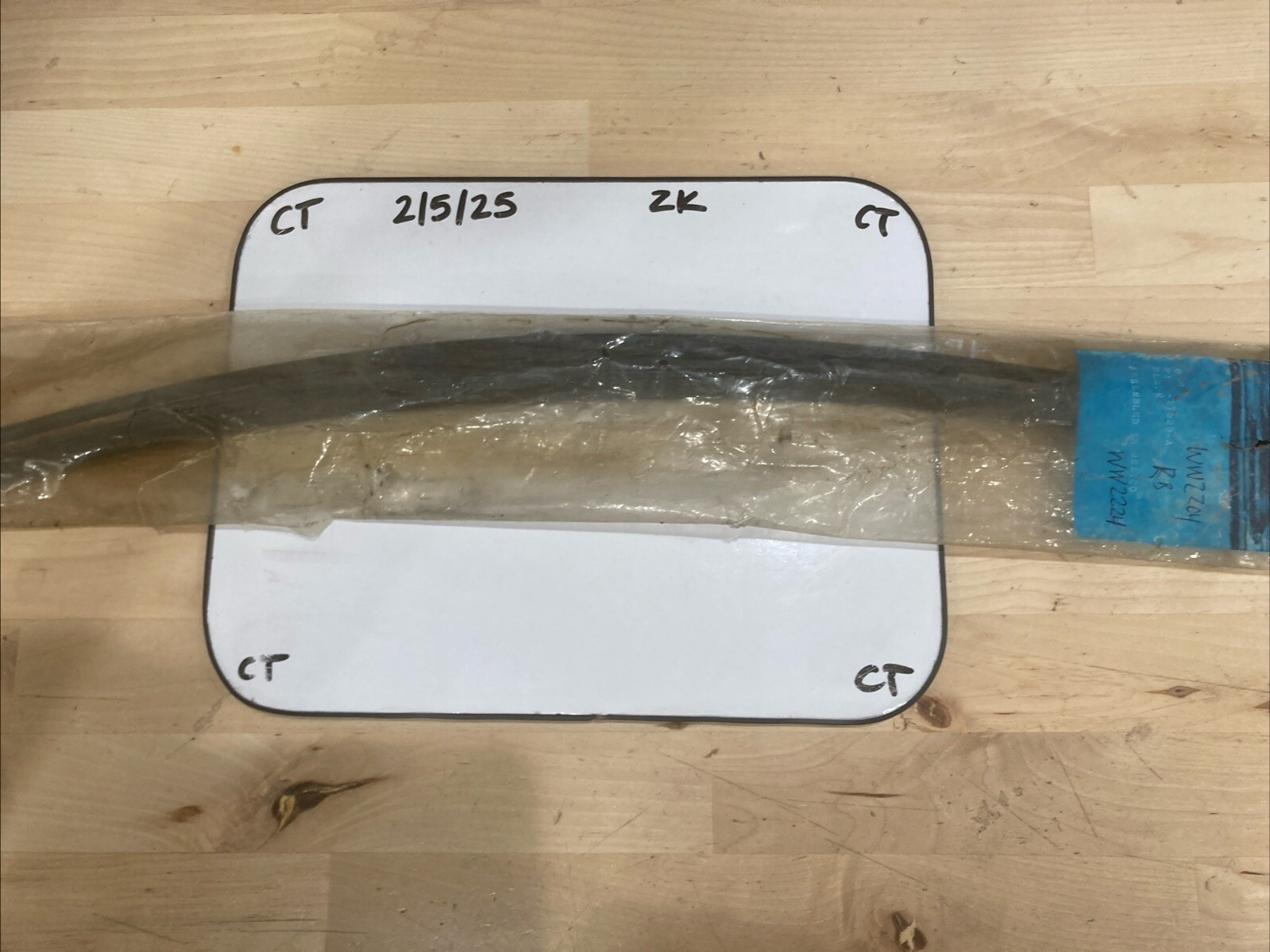 Ford Windshield Wiper WW-2204